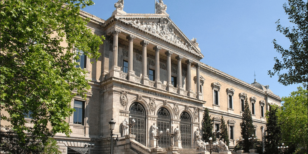 Biblioteca Nacional se inunda tras fuertes lluvias caídas en Madrid