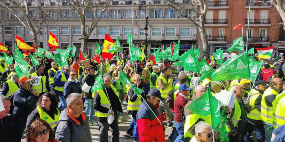 agricultores-ganaderos-protestan-madrid-mercosur-madridseinforma.com