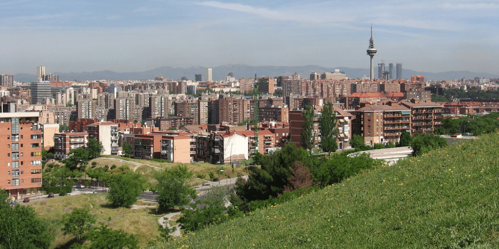 mejores-zonas-de-madrid-vivir-sin-gastar-mucho-puente-de-vallecas-madridseinforma.com