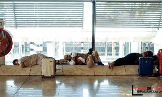 Personas sin hogar en el aeropuerto de Madrid: historias de supervivencia y falta de acceso a la vivienda