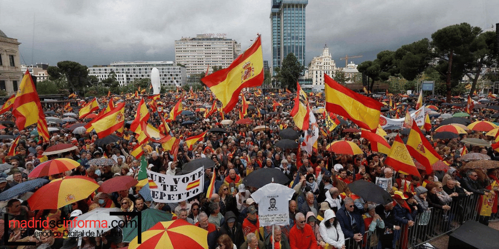 Manifestación masiva en Madrid contra el Gobierno de Pedro Sánchez y los casos de corrupción