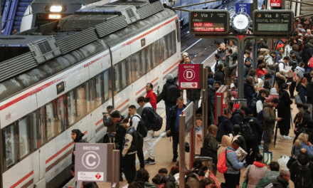 Huelga en Cercanías: Solo el 62% de servicios mínimos, colapso en Madrid y Barcelona | Día 1