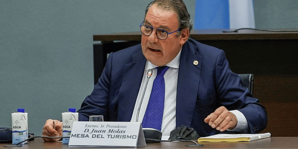 El sector turístico exige a Adif bajar el canon a Renfe, Ouigo e Iryo por las Limitaciones de Velocidad