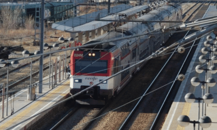 Cortes en Cercanías Madrid: El descarrilamiento de un tren de mercancías paraliza tres líneas y provoca graves retrasos